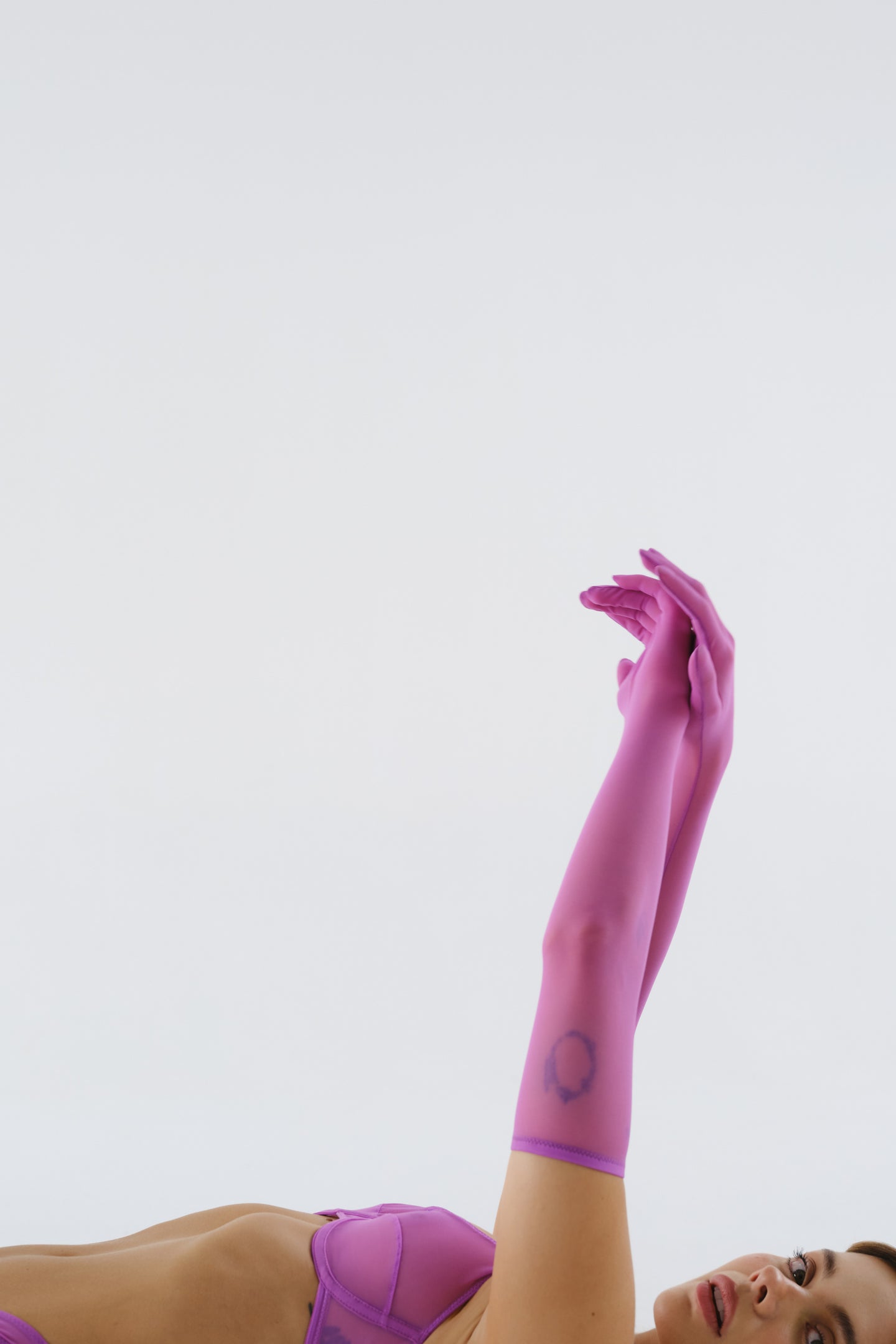 BERRY GLOVES